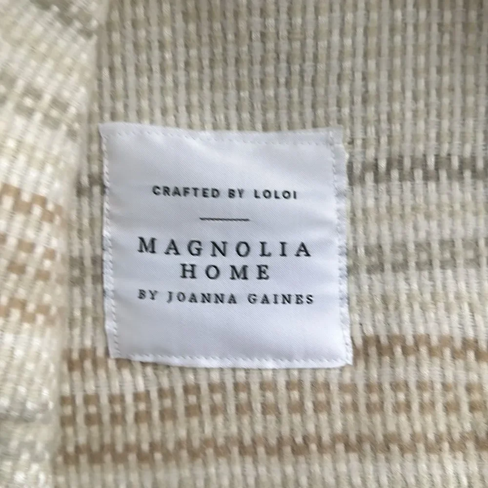 Magnolia Bedding | Magnolia Home Joanna Gaines Loloi Throw 50x60